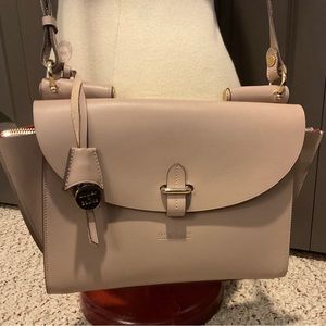 Dooney & Bourke Alto Amalea MB100 Oyster Crossbody Handbag NWOT Made In Italy